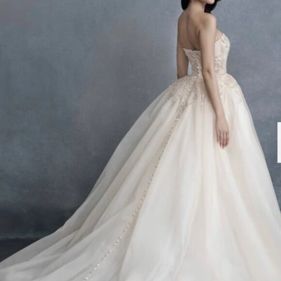 Allure Couture C584 Bridal Wedding Gown Dress sz 6 - Picture 4 of 6